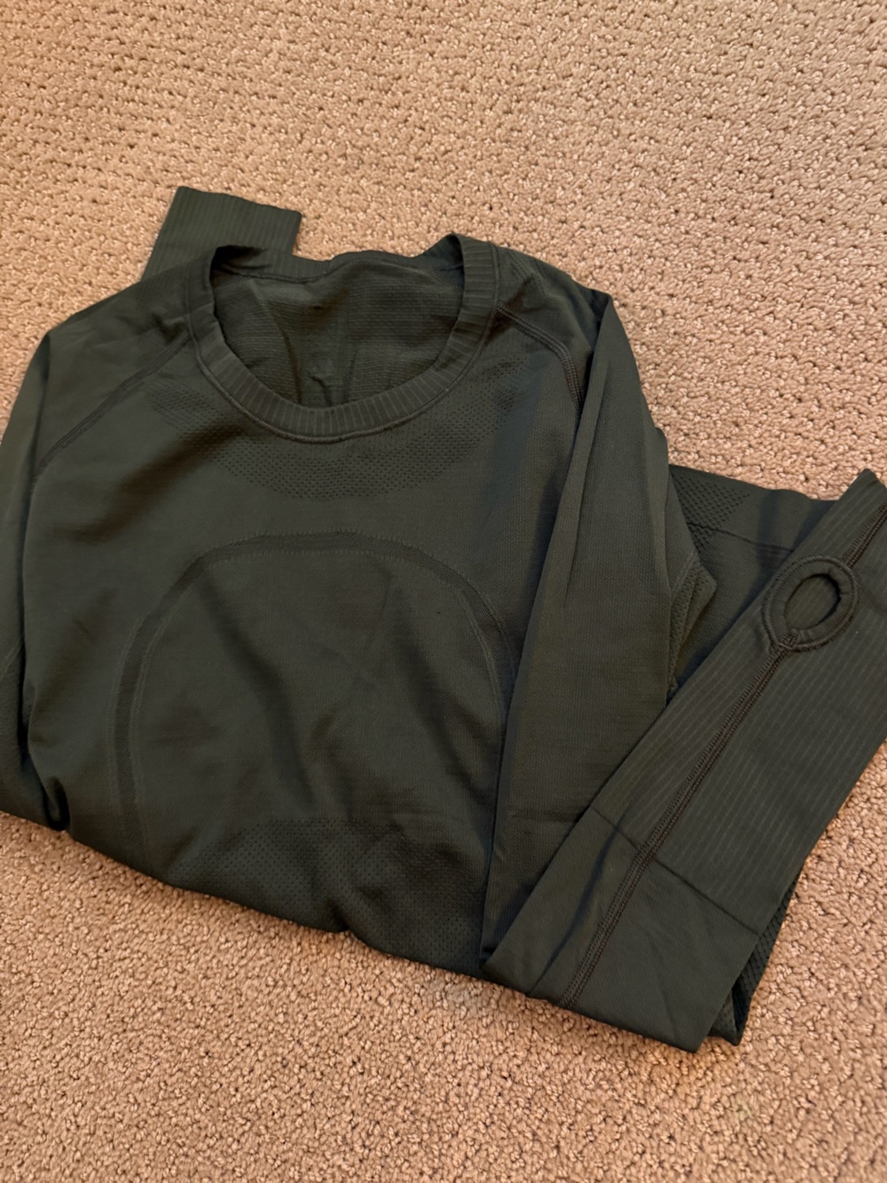 Lululemon swift stride long sleeve light weight forest green